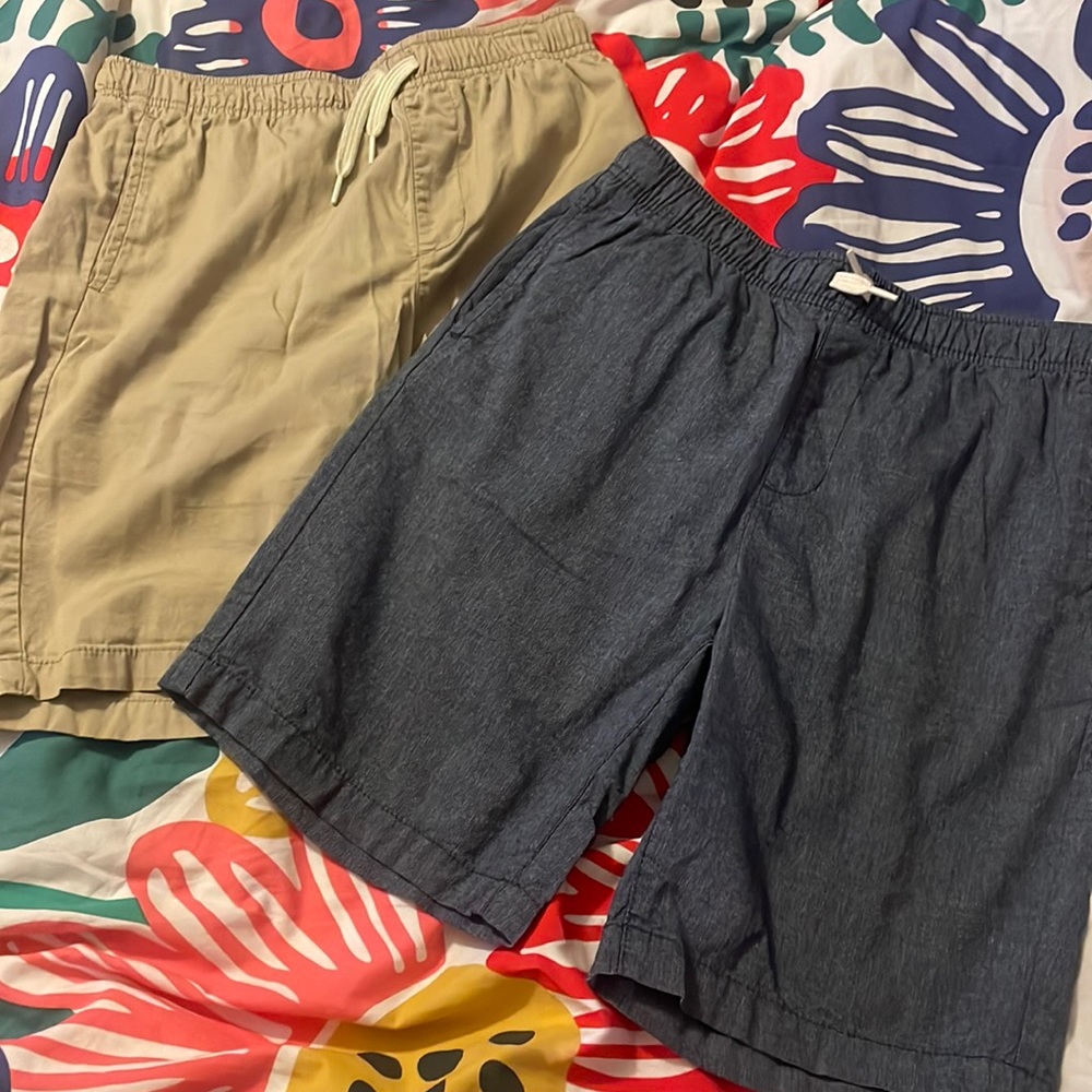 2 shorts